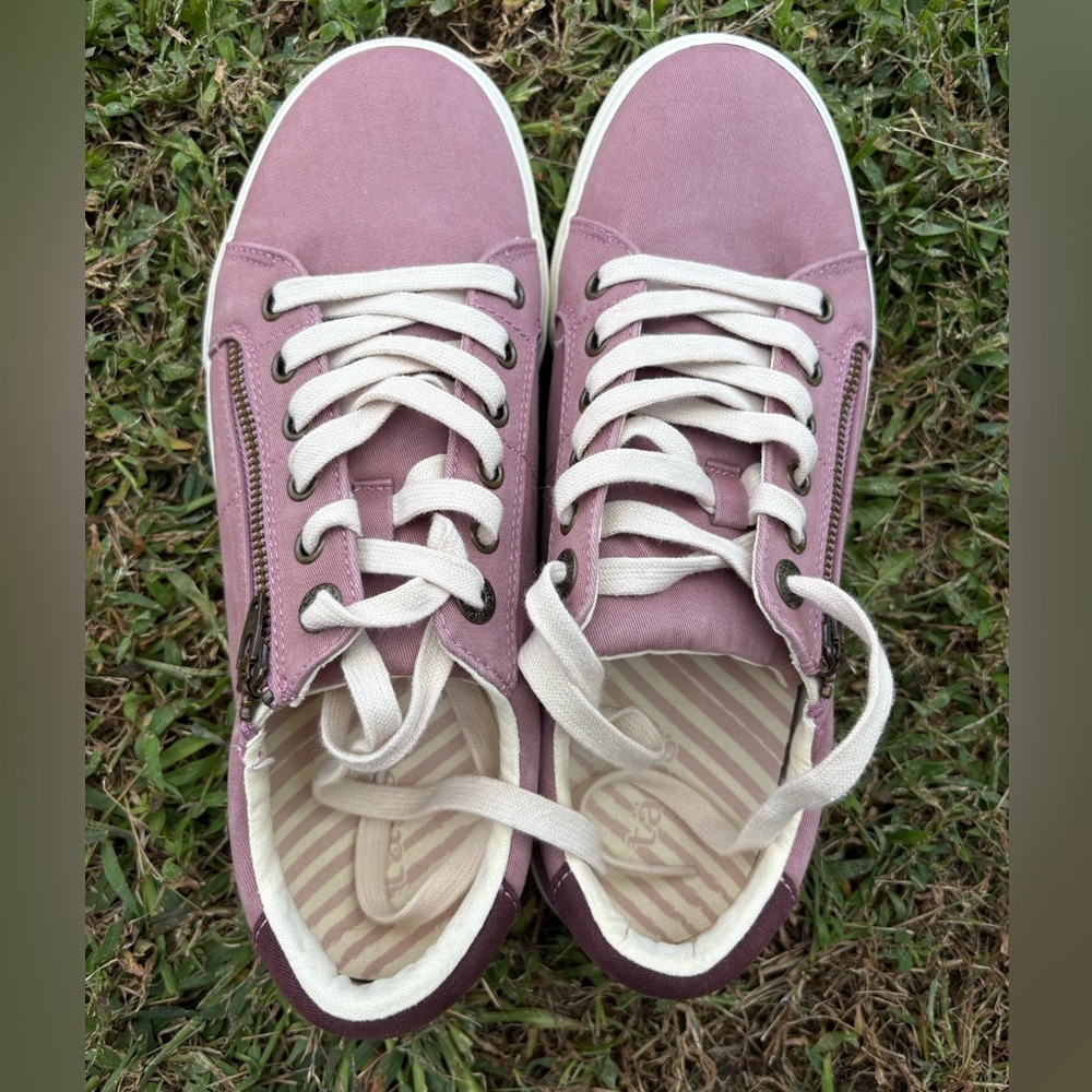 Taos Women’s Z Sole Sneakers Footwear Mauve/Pink Canvas Shoes